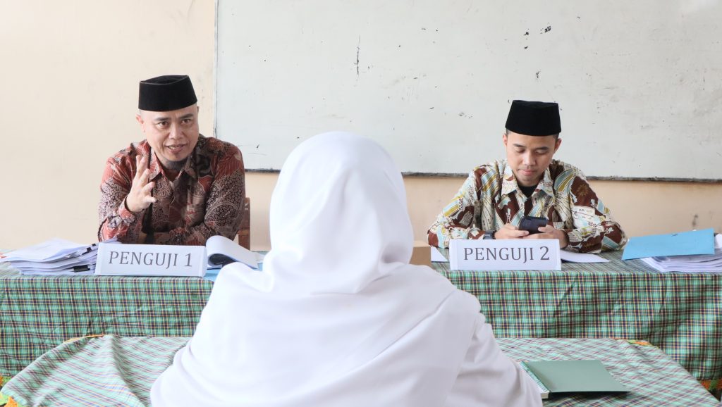 Sidang Karya Tulis Ilmiah